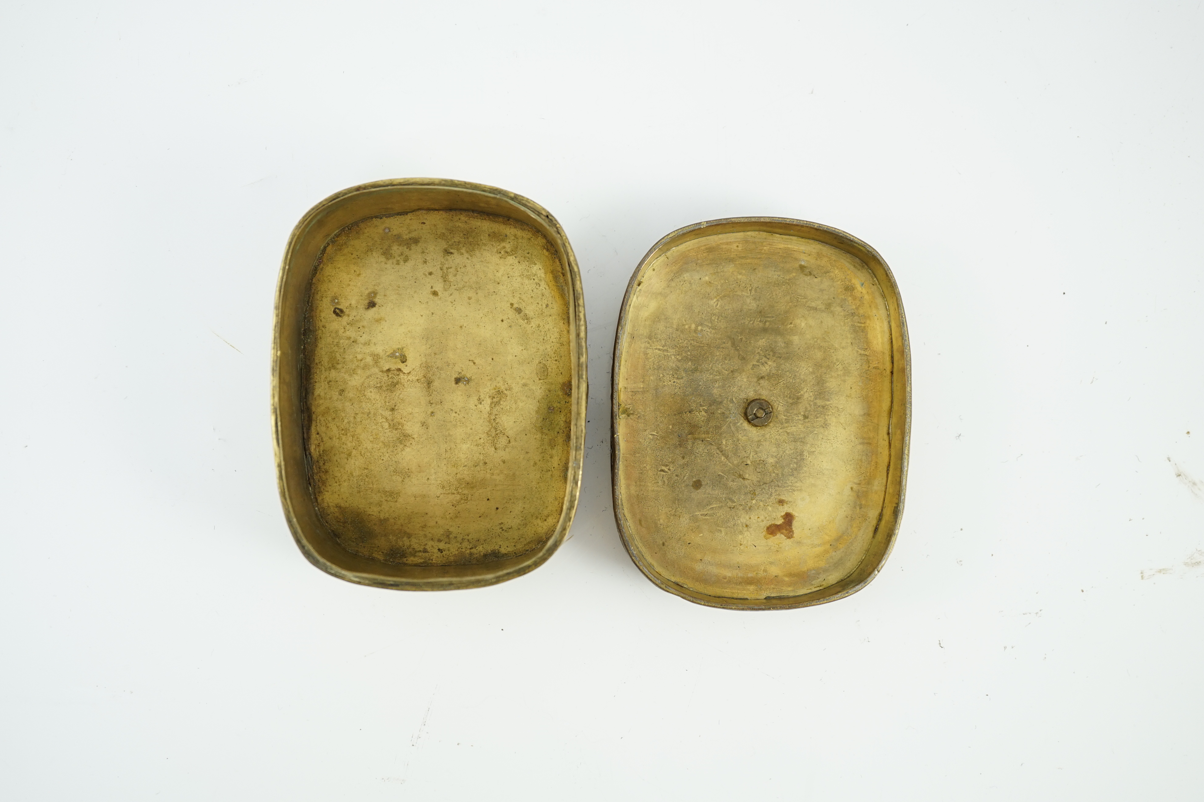 A Chinese jade mounted gilt metal box and cover, 19th century